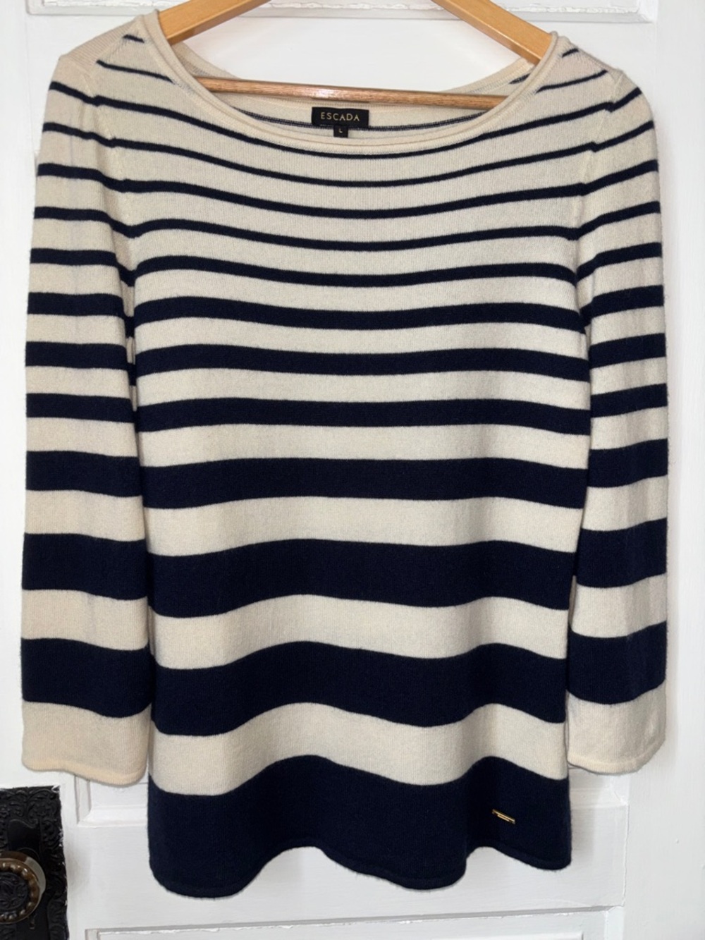 ESCADA STRIPED CASHMERE SWEATER